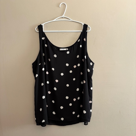 Reitmans Black with Peach & White Polkadot Double Lined Camisole Blouse - Picture 1 of 12